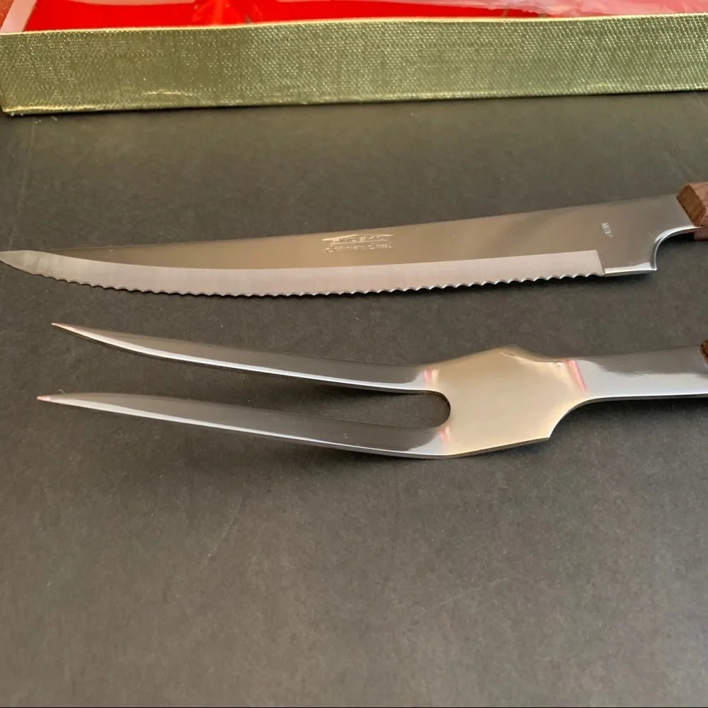 Emdeko Stainless Steel serated knife fork set